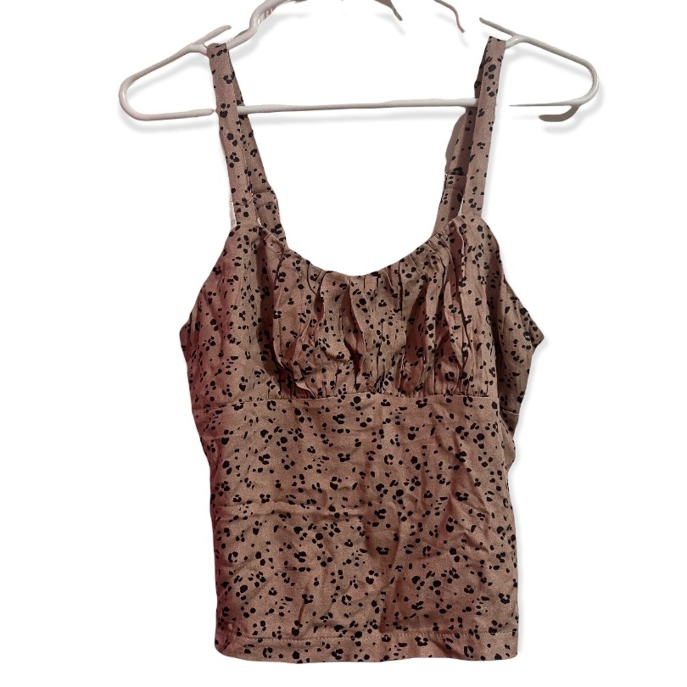 BRAND NEW TOP